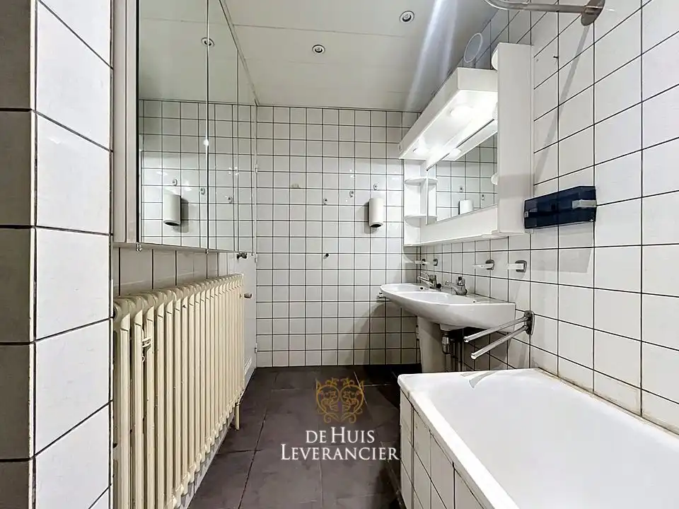 Te renoveren appartement (EPC B) op A+ locatie te koop in Kontich foto 18