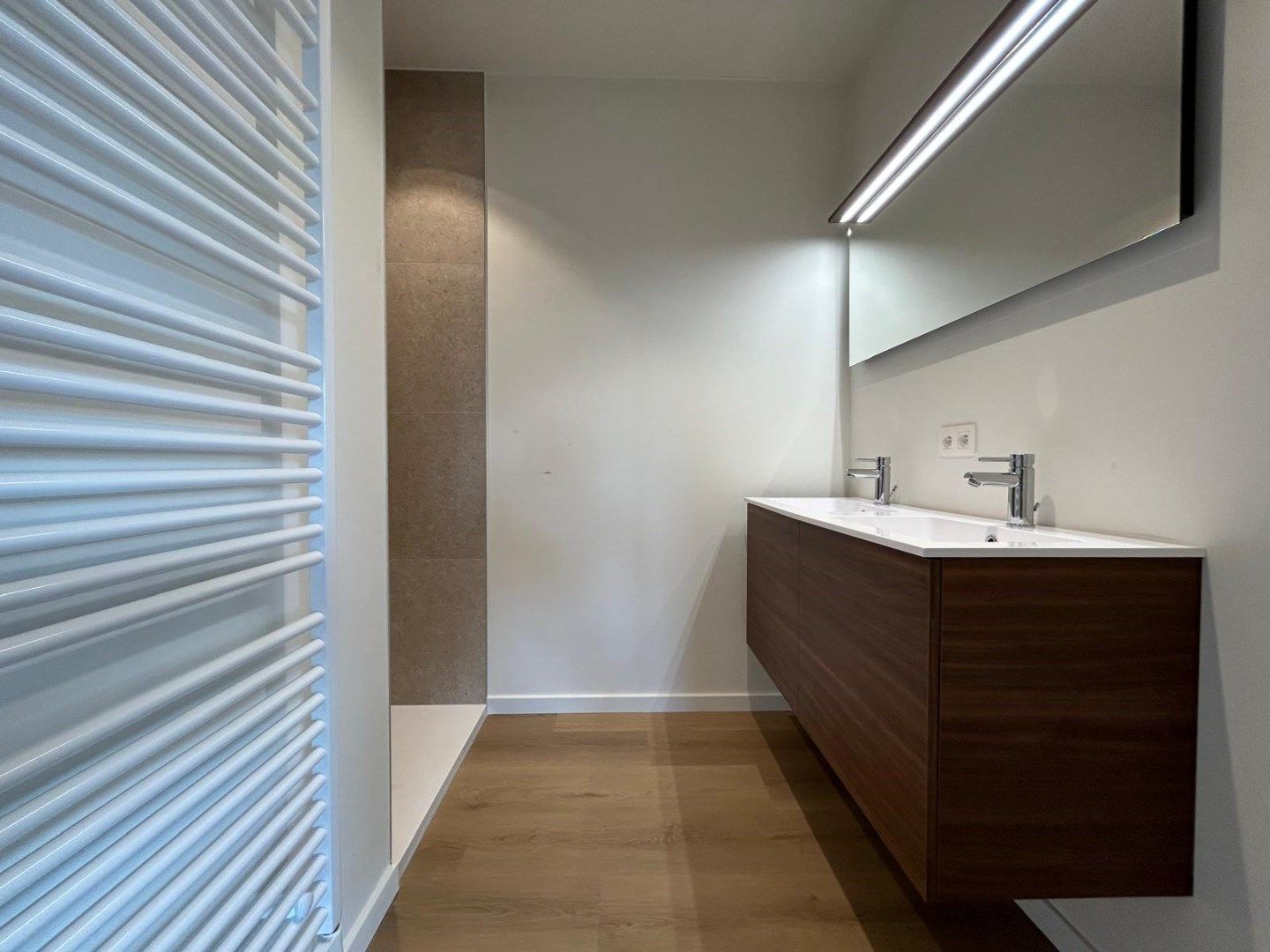 Duurzaam afgewerkt & luxueus appartement TE KOOP in 'residentie Daniël & Zozima'. foto 8