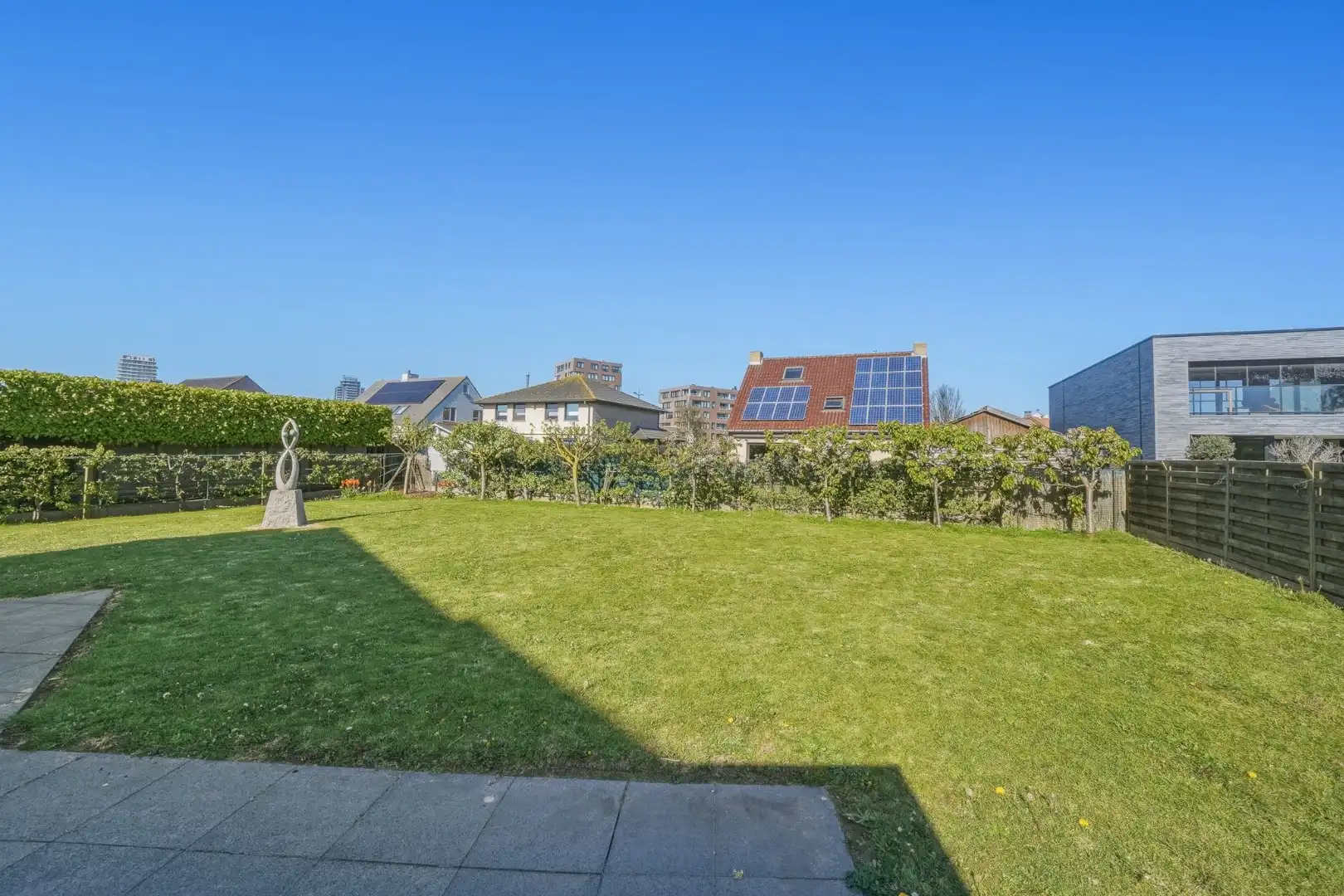 Ruime alleenstaande woning nabij zee en strand! foto 15