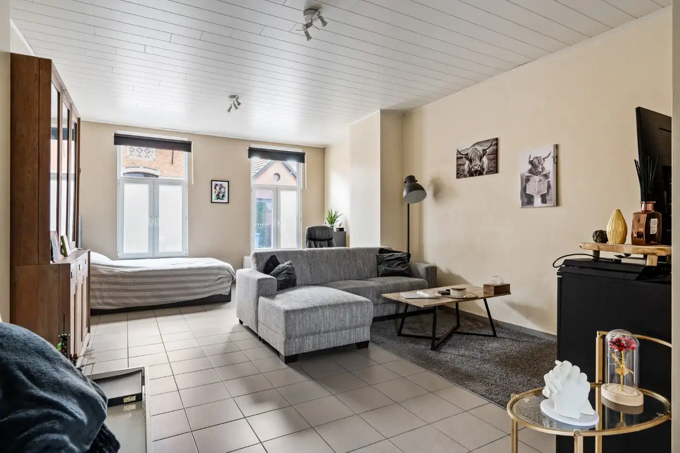 Ruime, instapklare woning met 3 slpk. - momenteel ingericht als 2 aparte woonunits foto 2