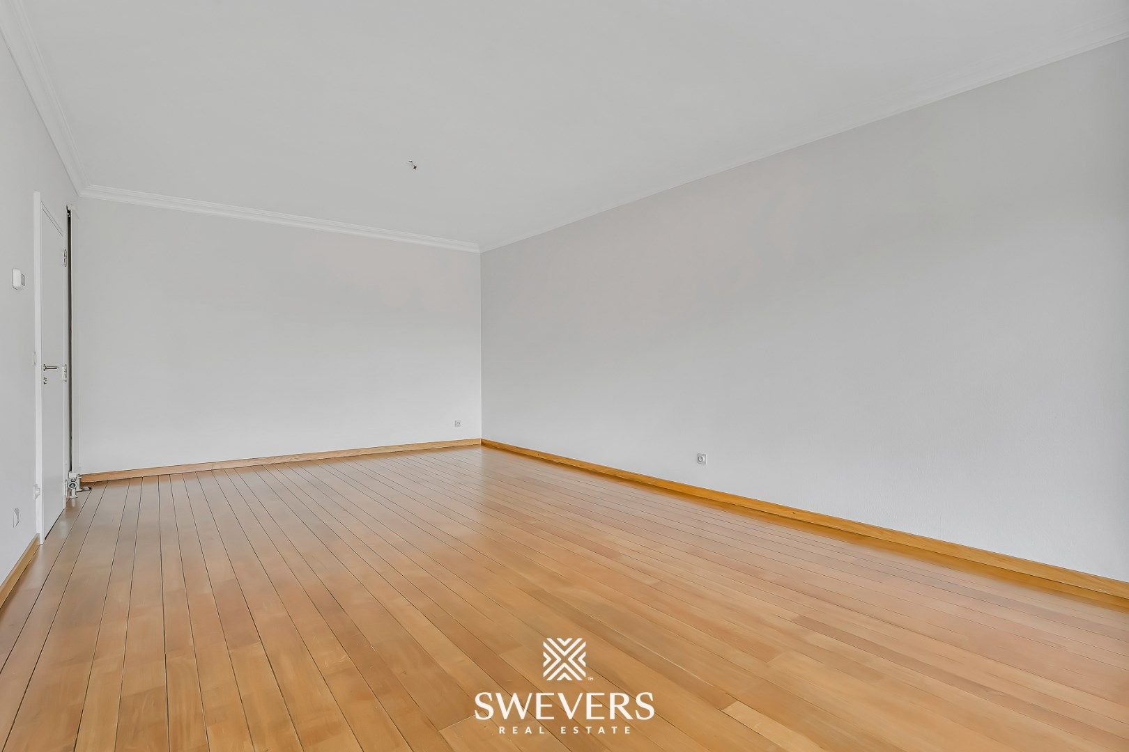 Stijlvol en instapklaar wonen (115m²) met autostaanplaats in het hart van Hasselt foto 9