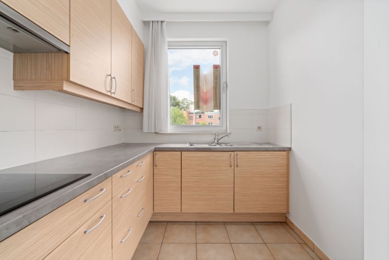 Appartement op 1eV met terras - nabij centrum! foto 7