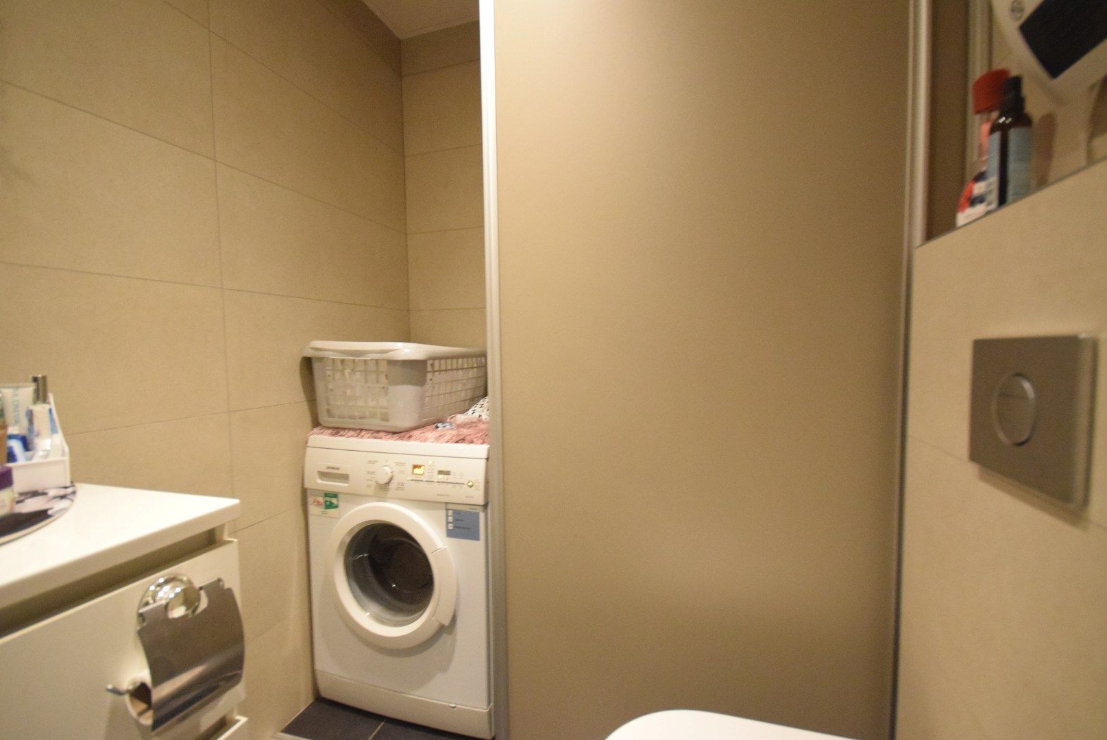 Mooie rijwoning in Ardooie - met achterliggende garage foto 9