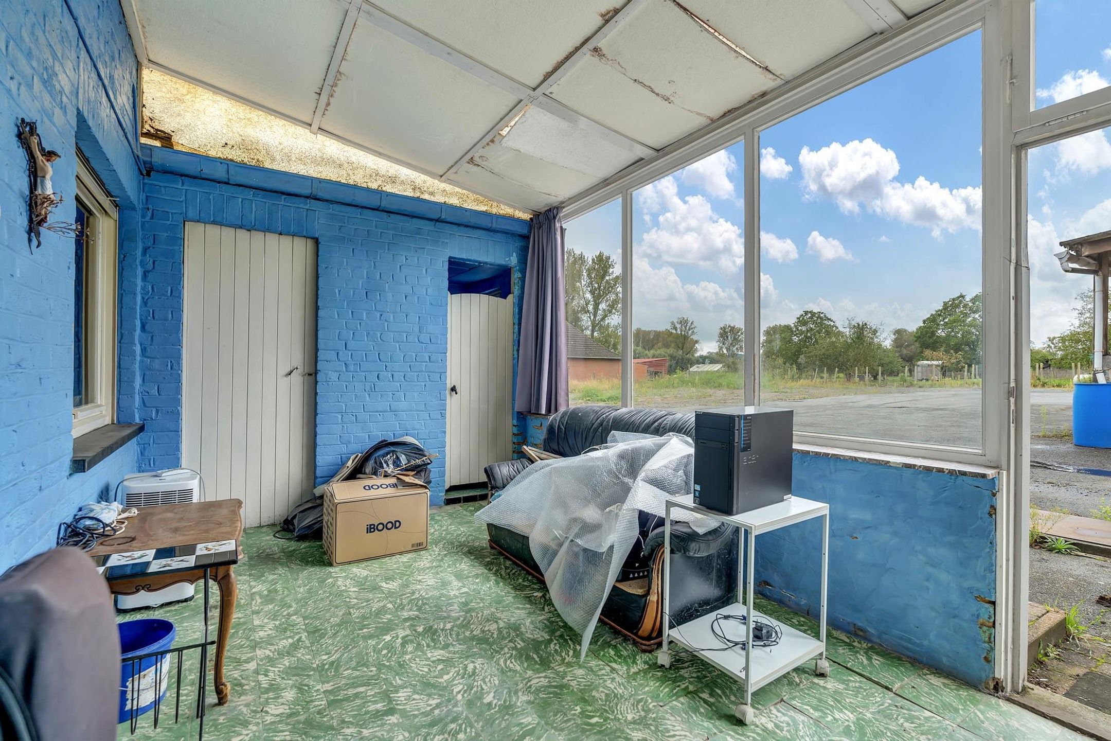 Te renoveren woning met opslagplaats foto 13