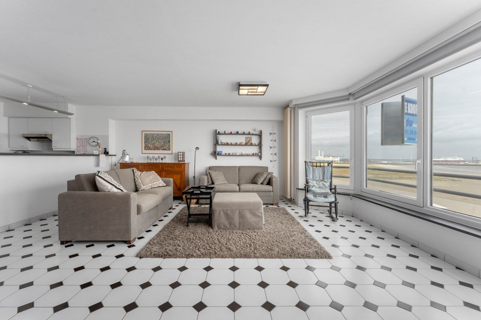 Appartement met een gevelbreedte van 7 meter en frontaal zeezicht foto 3