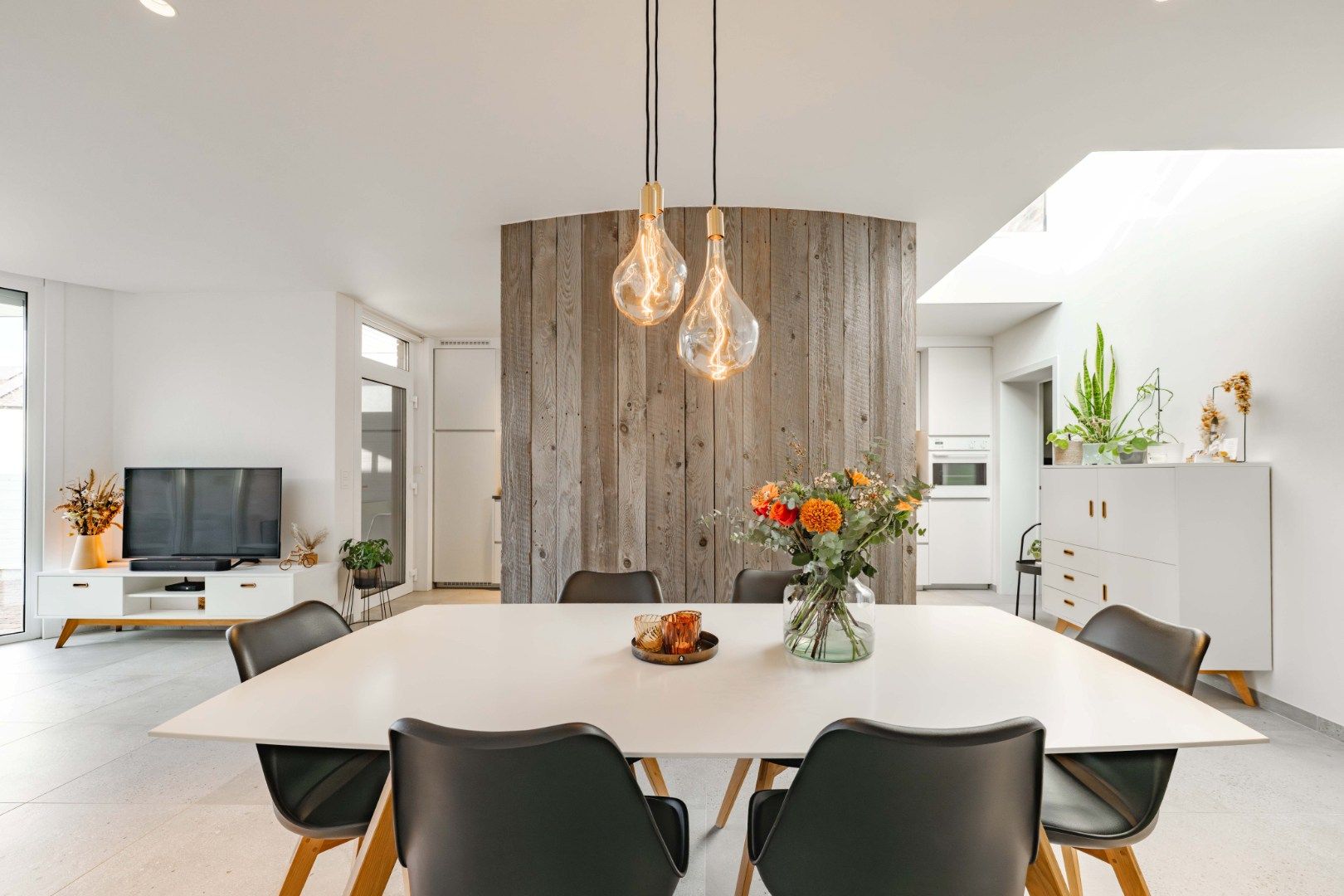 VERRASSEND RUIME GEZINSWONING OP 525 m² | PRACHTIGE AFWERKING!!!  foto 12