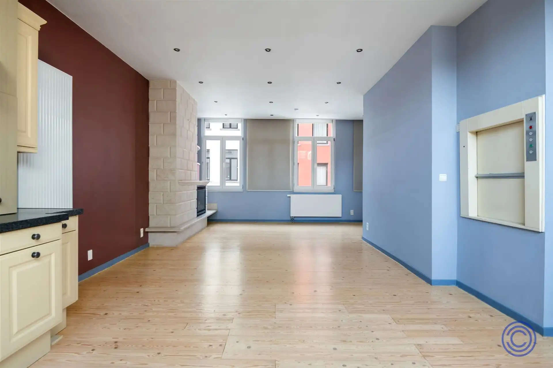 Gezellige, ruime gezinswoning met dakterras, middenin de stad! foto 4