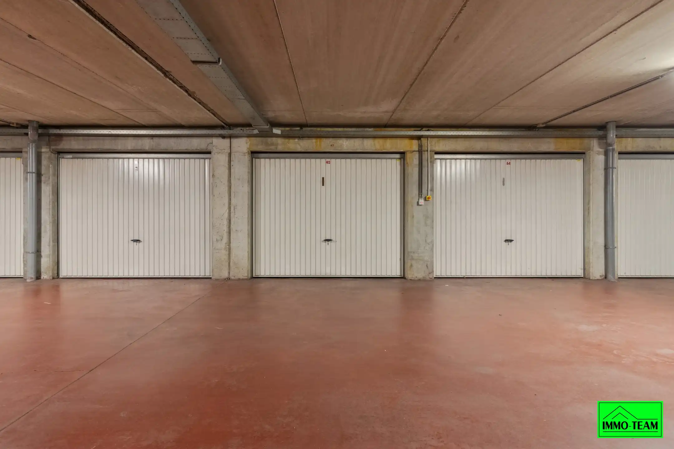 Aangenaam appartement met 2 slaapkamers en garage foto 18