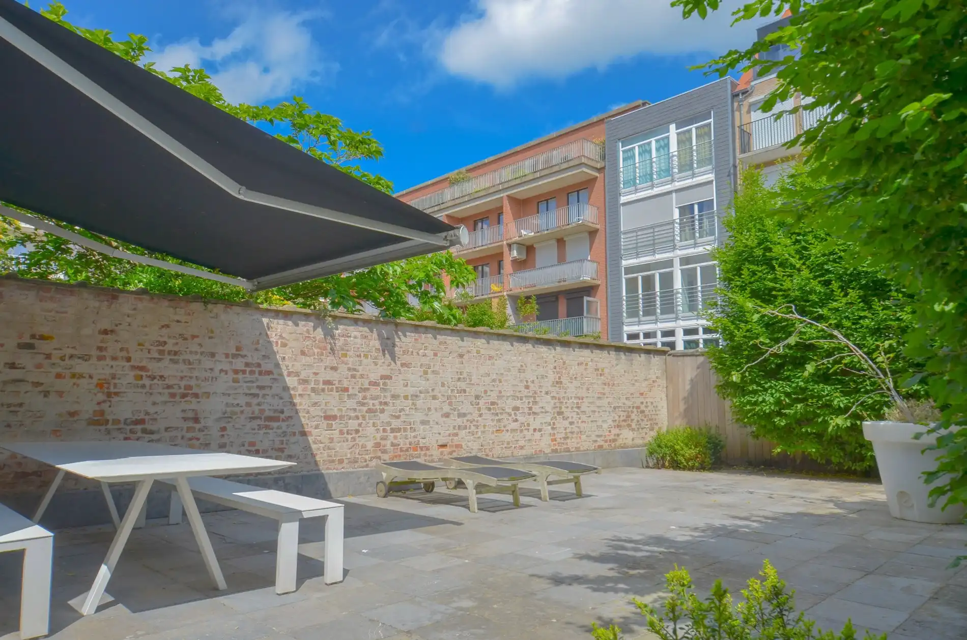 Aangenaam, perfect onderhouden appartement met een ruim terras. foto 34