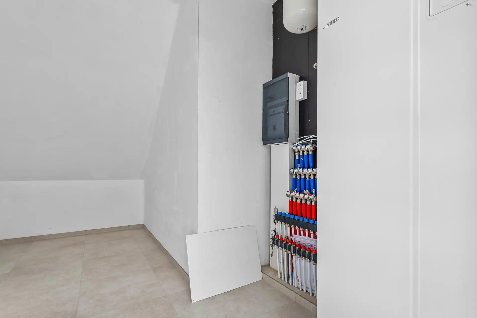 Ruim dakappartement met prachtig zicht op groen foto 15