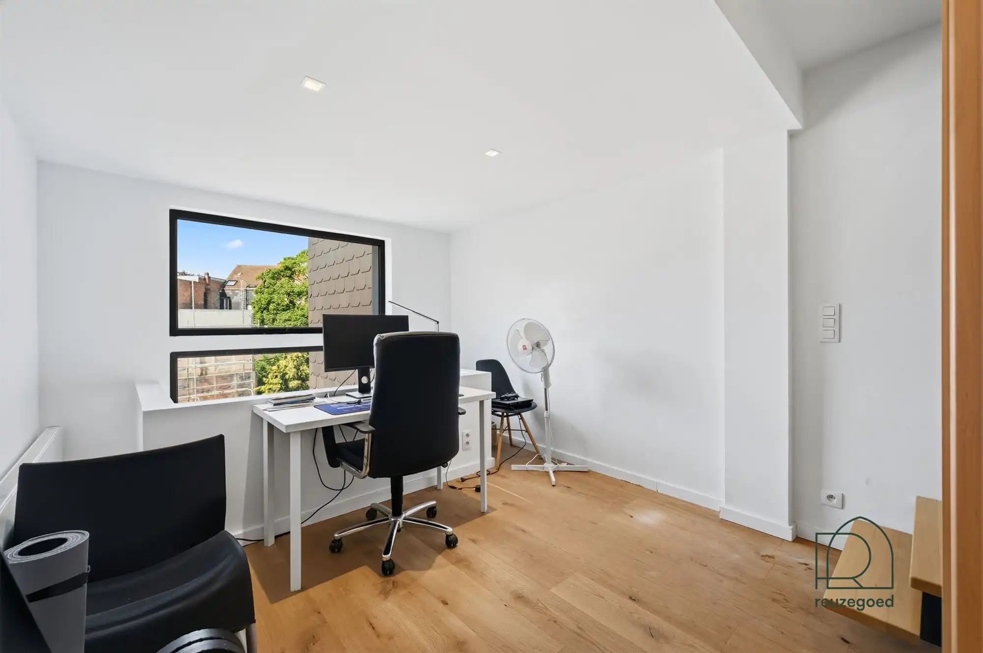 Instapklare stadswoning met garage en 3 slaapkamers op een toplocatie in Mechelen foto 16