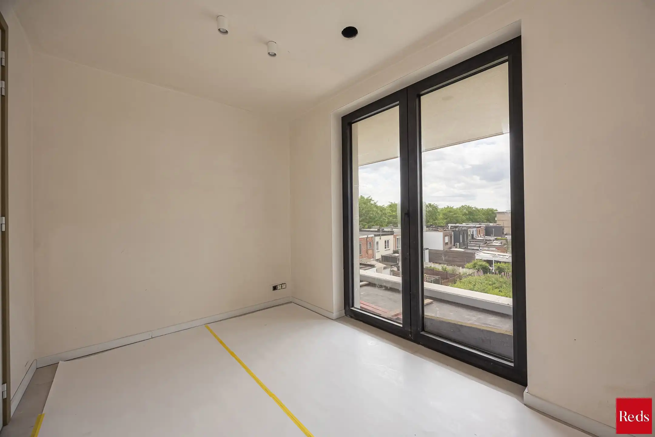 Luxe nieuwbouw 2 slpk met 2 terrassen incl autostaanplaats foto 10