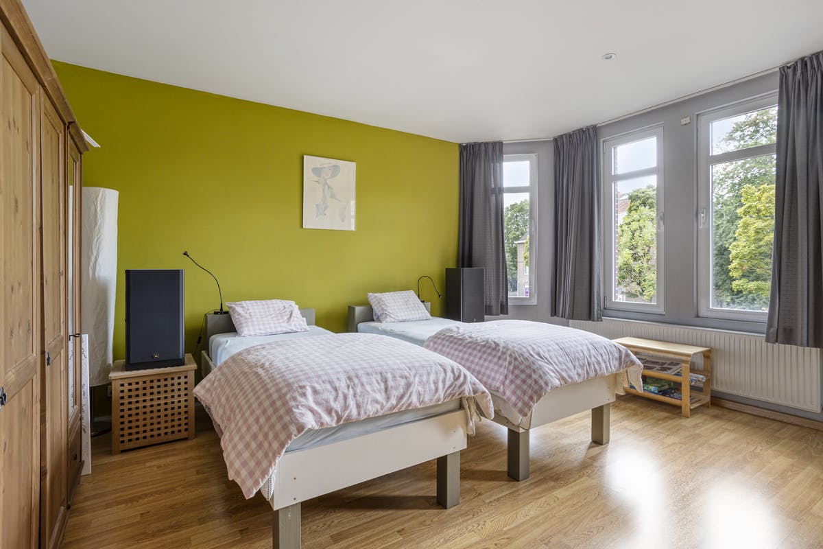 Patrimoniumvennootschap met een charmante villa en tuin foto 9