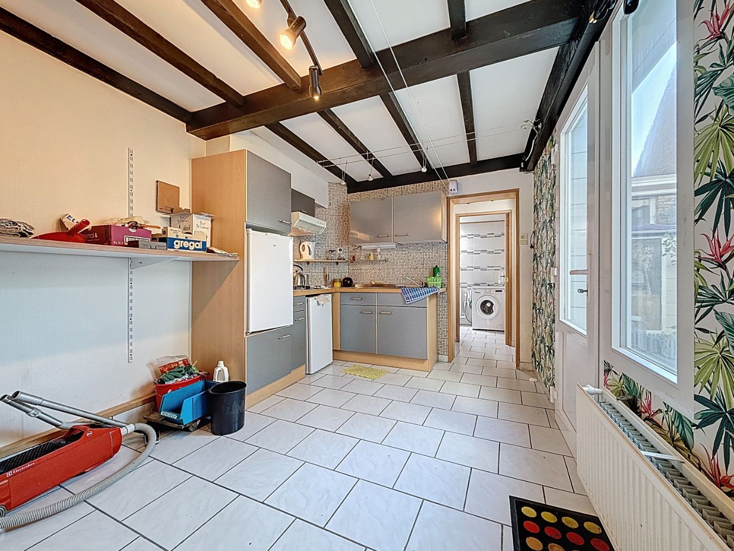 Grote gezinswoning met koer op centrale ligging te Nieuwpoort-Stad foto 4