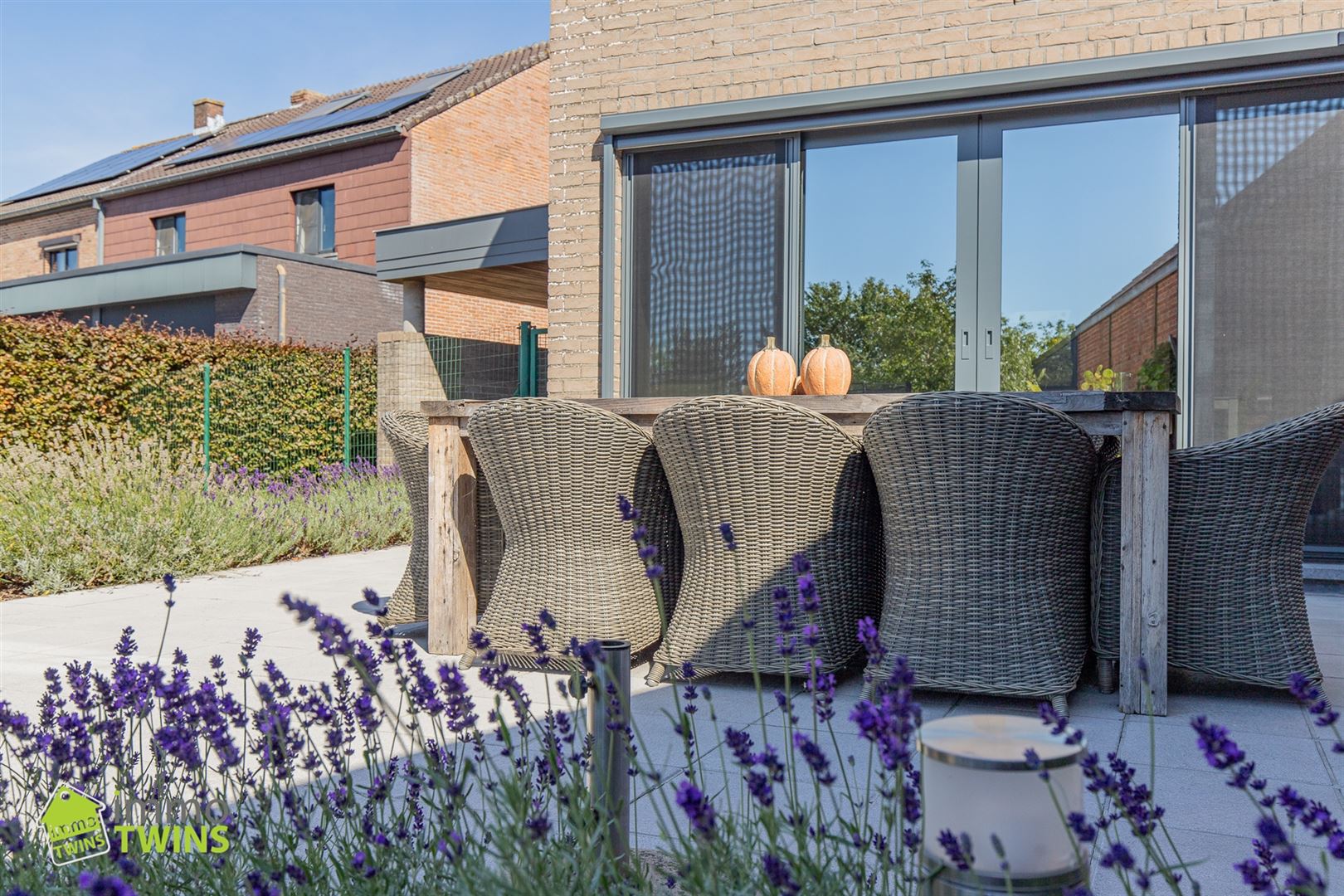 Instapklare halfopen bebouwing op royaal perceel van 13a 12ca met diepe tuin en zonnepanelen | BEZOEKDAG 20/09 op afspraak! foto 9