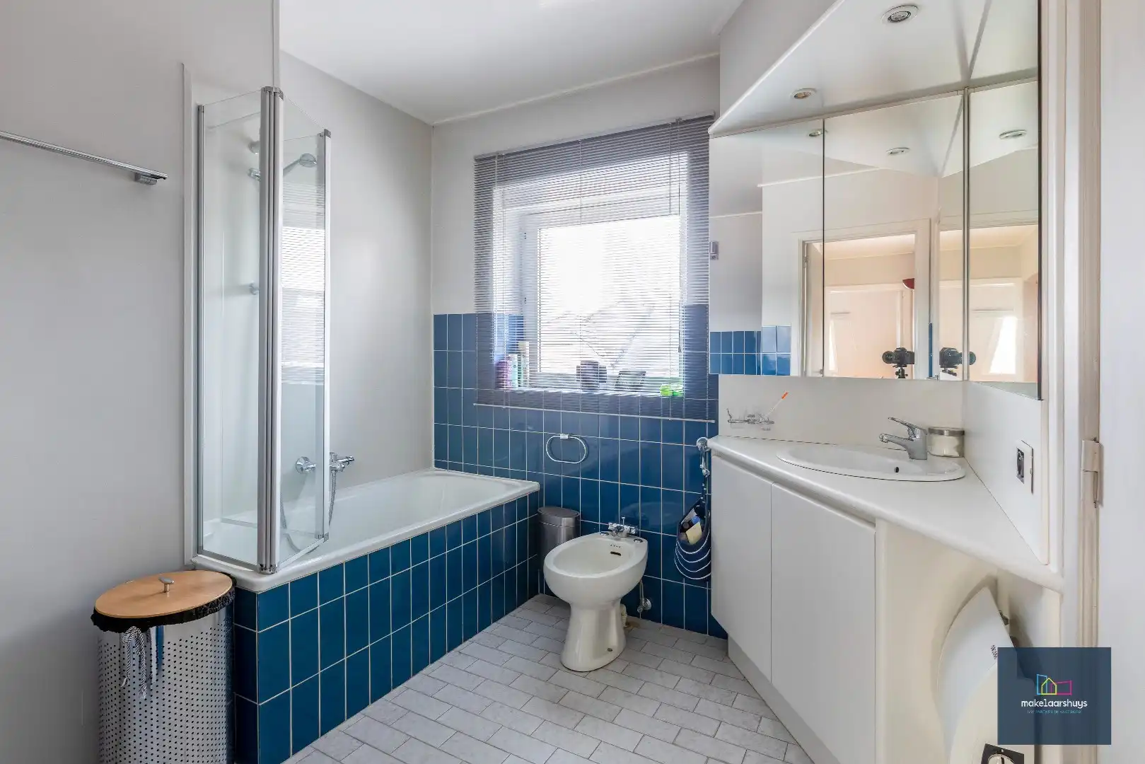 Goed onderhouden woning met lift (regio Planet Group Arena) foto 14