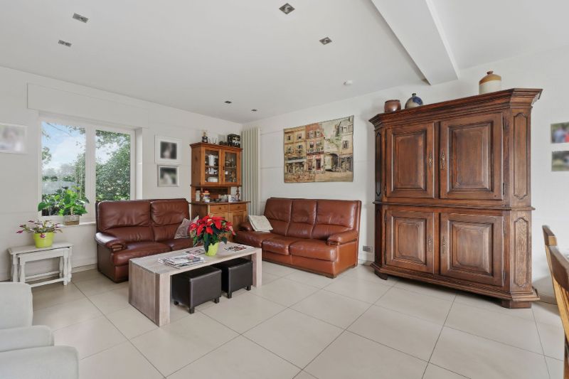 Landelijke woning met loods foto 8