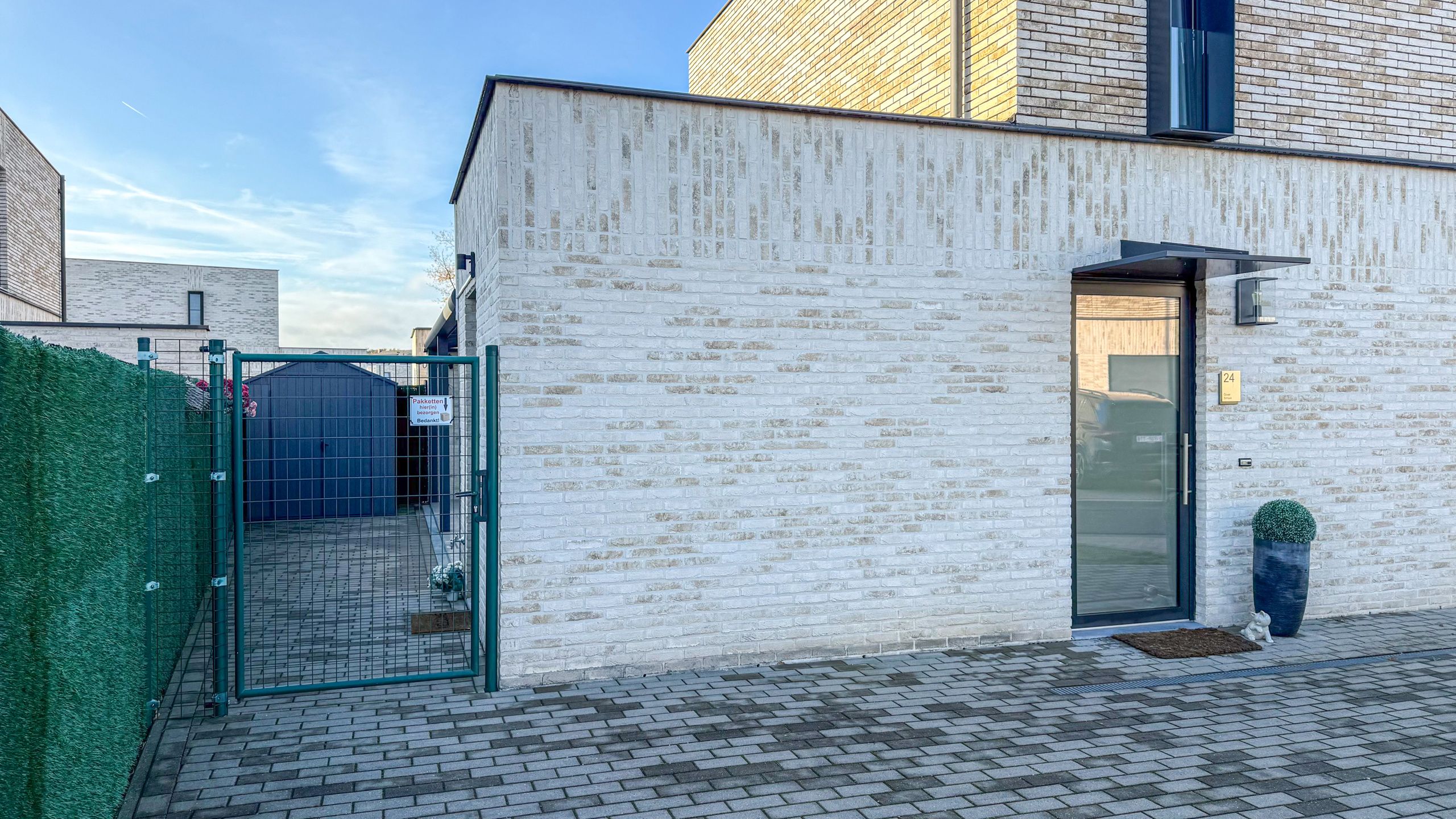 Prachtige halfopen woning met 3 slaapkamers in Boekt! foto 40