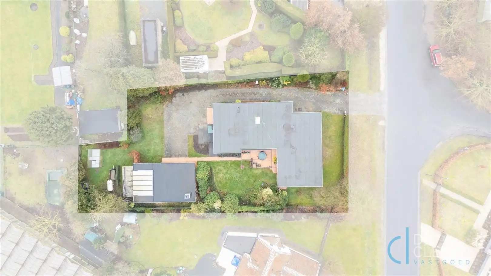 Ruime bungalow met grote tuin te koop in groene omgeving! foto 23