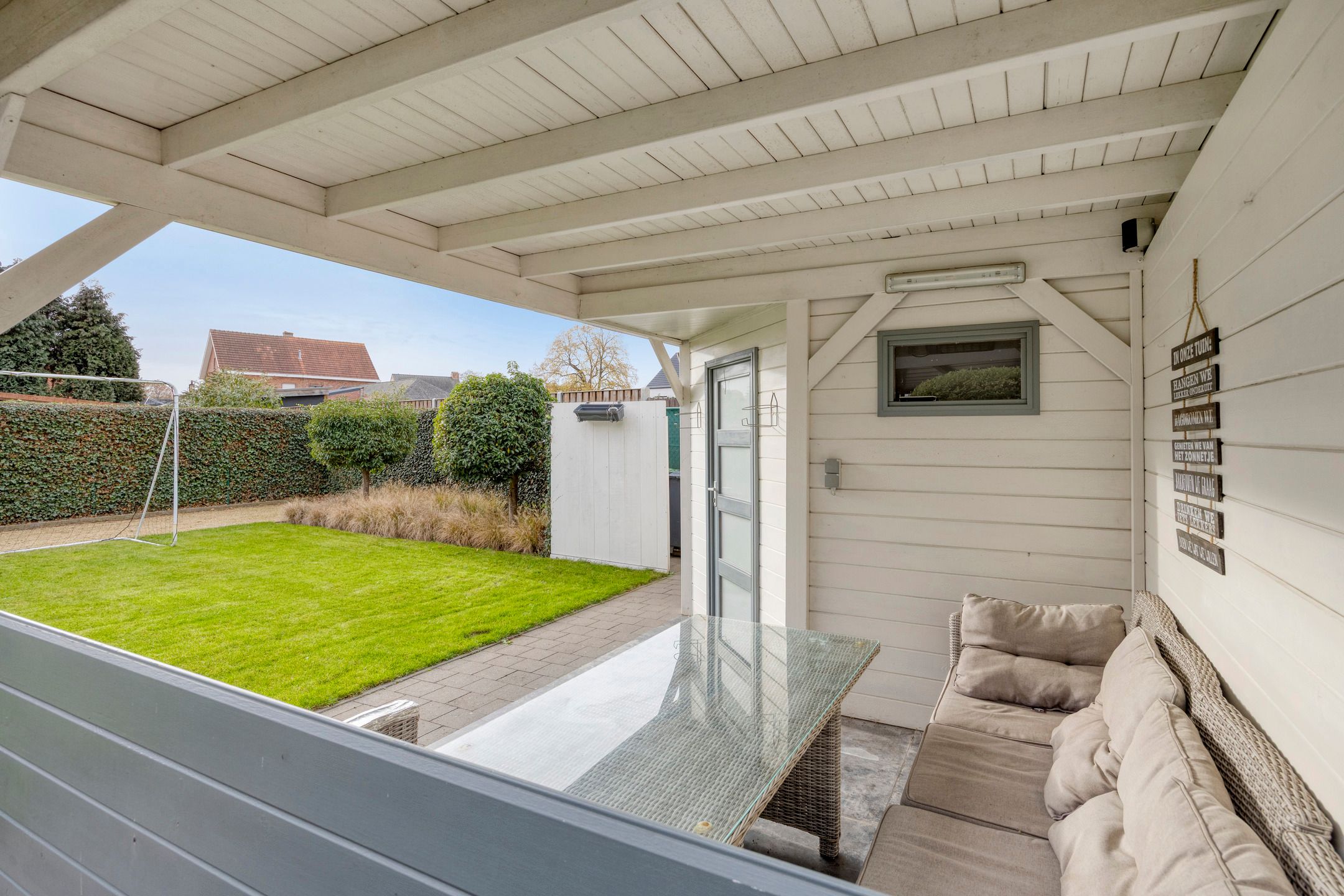 Prachtige recente woning op uitstekende locatie foto 20