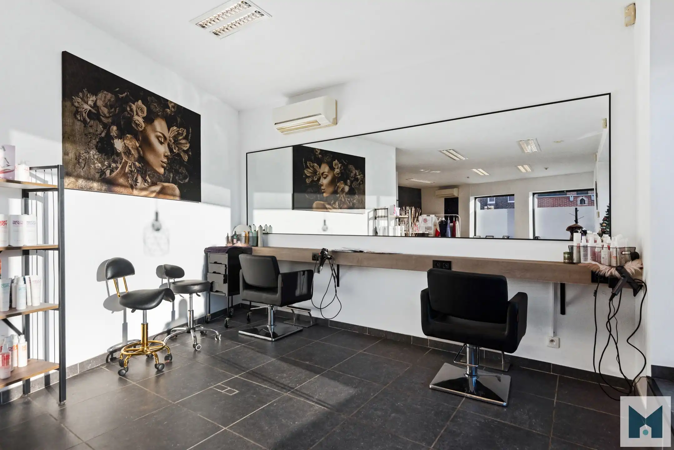 Lichtrijk handelspand in centrum Opwijk! Inc. staanplaats ! foto 10