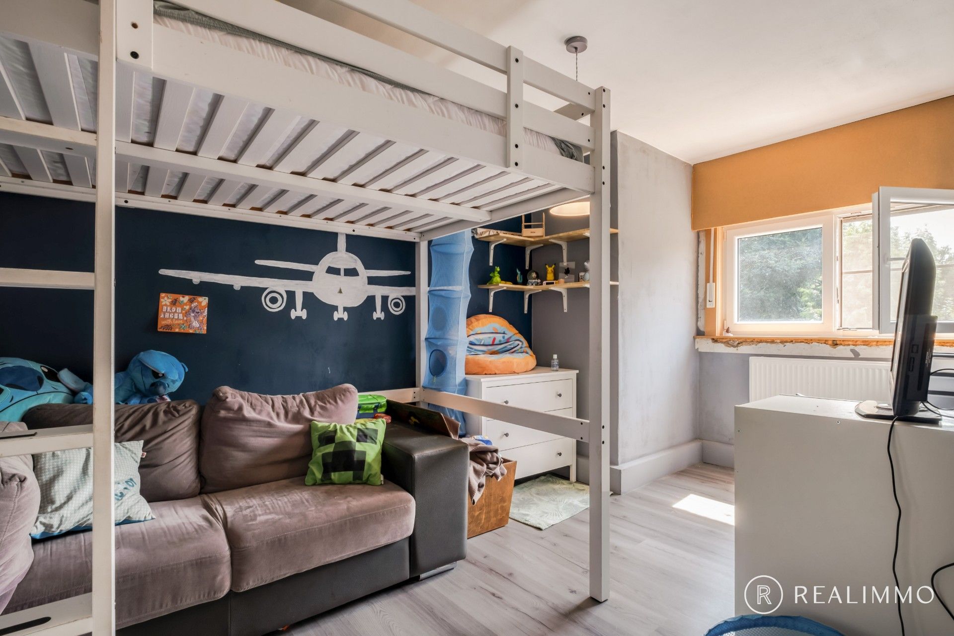 Instapklare, gerenoveerde gezinswoning met 4 slaapkamers foto 18