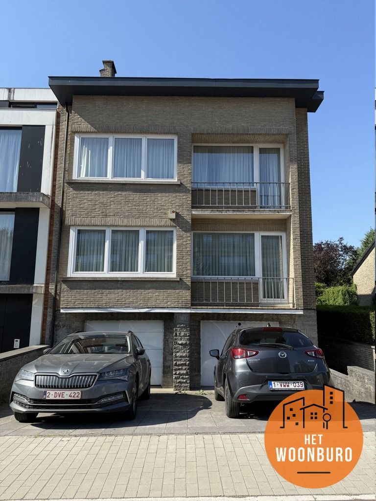 Appartement 2e Verd. met kelder en garage foto {{pictureIndex}}