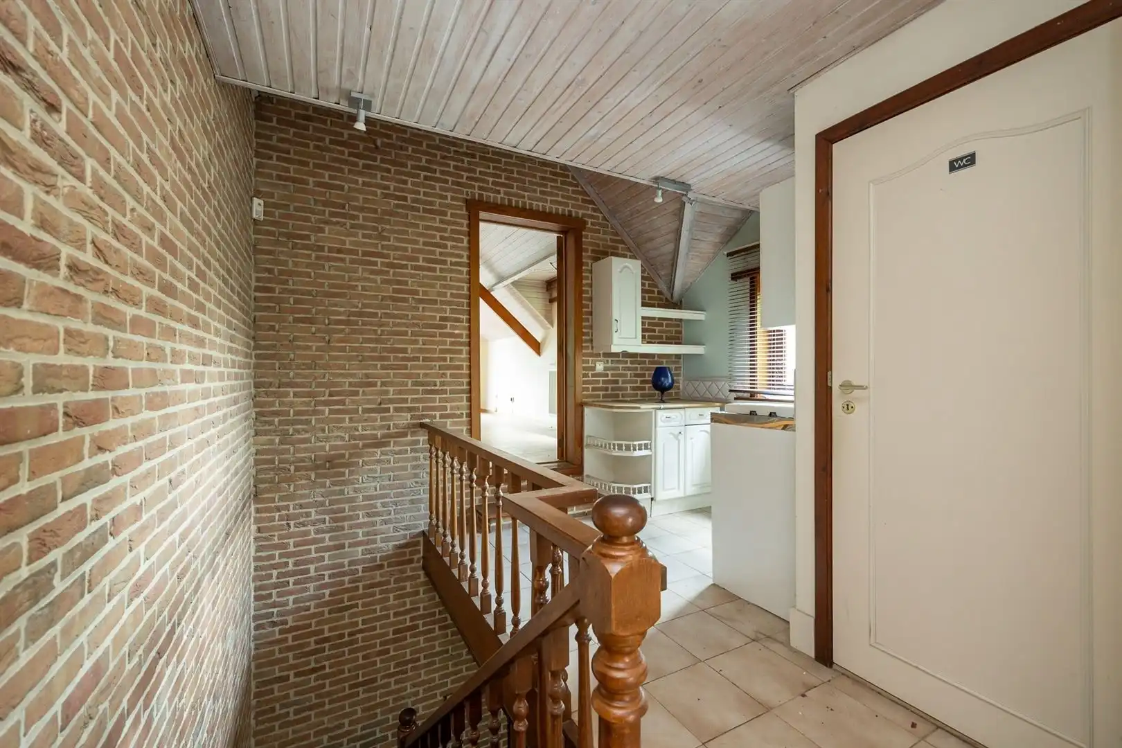 Karaktervolle half open villa met grote tuin 1.189m² in een rustige straat. foto 14