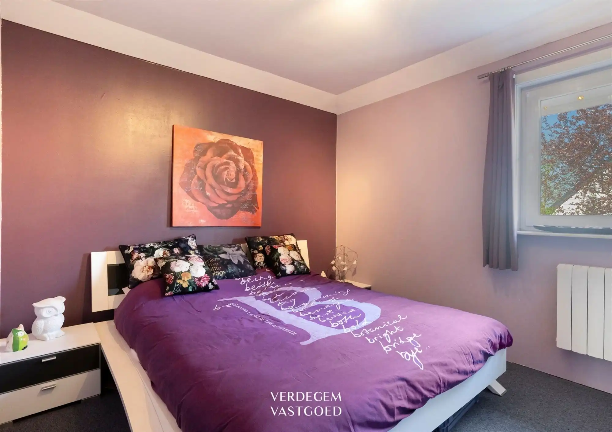 Knappe gezinswoning met 3 slaapkamers, zonnige tuin en achterliggende weilanden foto 13