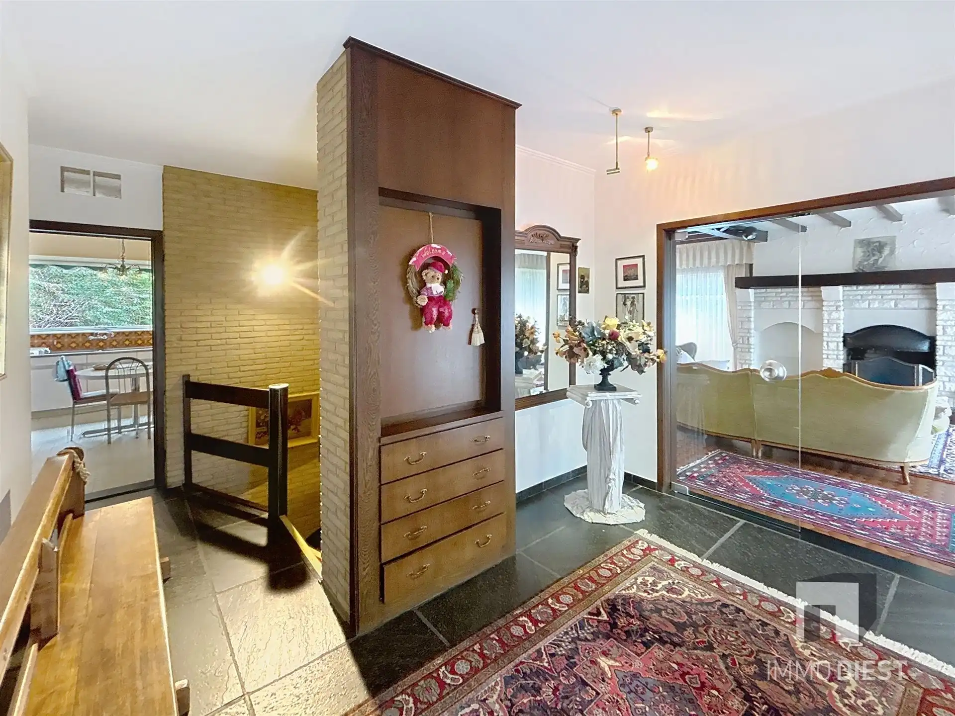 Witte villa met 4 slaapkamer boven op Baalberg foto 27