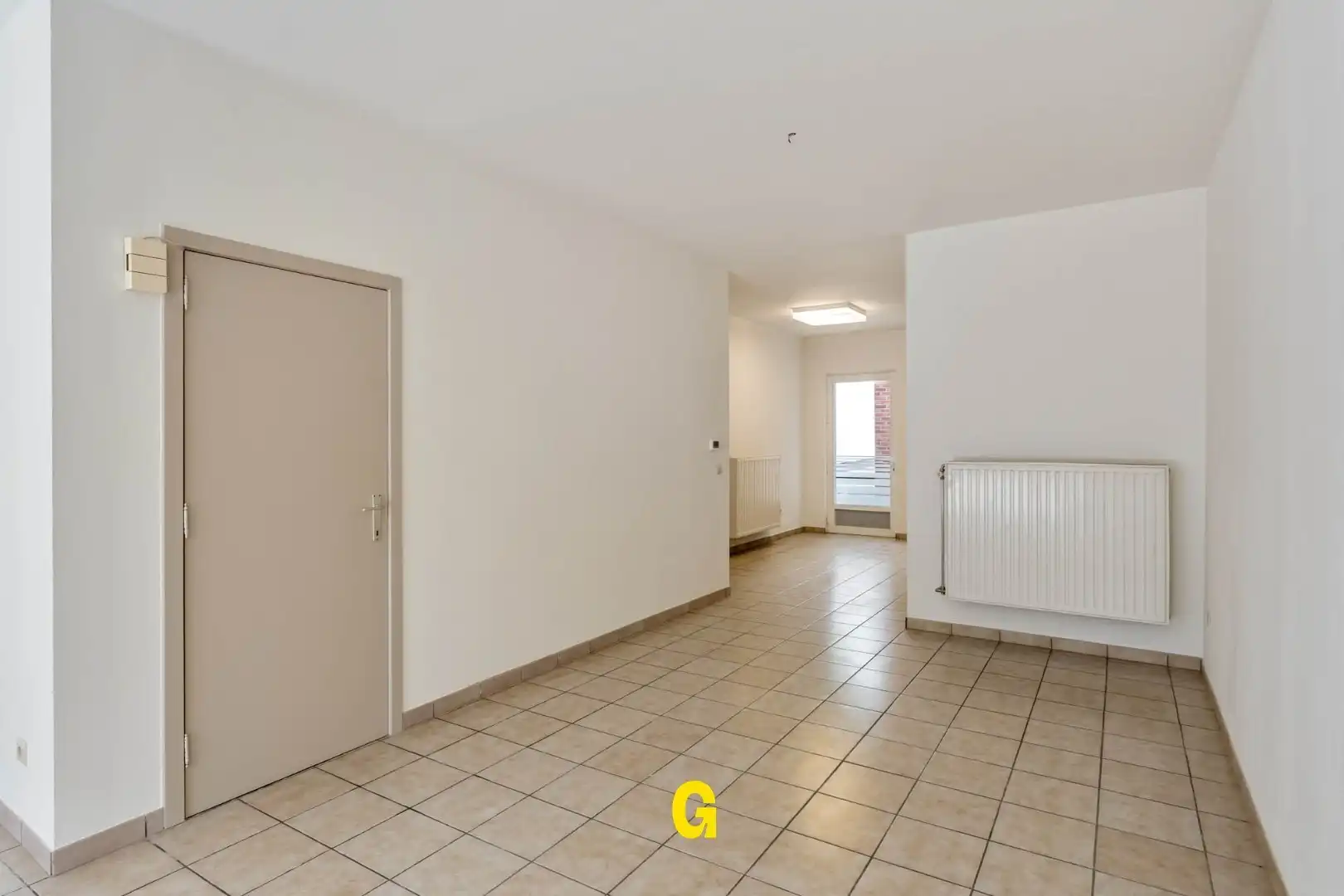 Degelijk gerenoveerde woning met 3 slaapkamers en leuk stadstuintje op 2a10ca, vlak bij het centrum foto 4