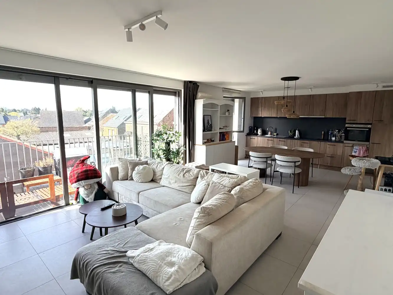 Lichtrijk en energiezuinig 2-slaapkamerappartement met terras en 2 parkeerplaatsen in Leefdaal foto 2
