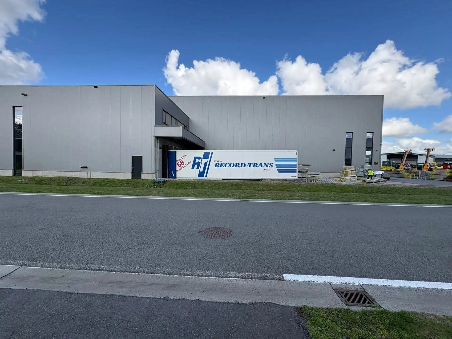 Magazijn van ca. 1.330 m² met laadkade in Evergem foto 16