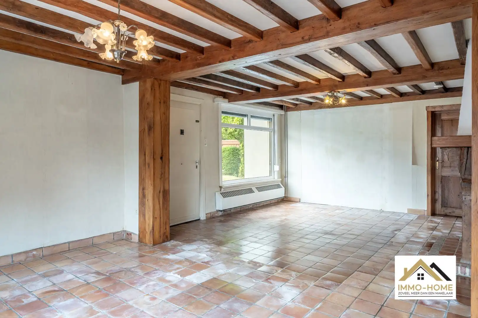 Op te frissen woning op topligging in centrum Lochristi!  foto 10