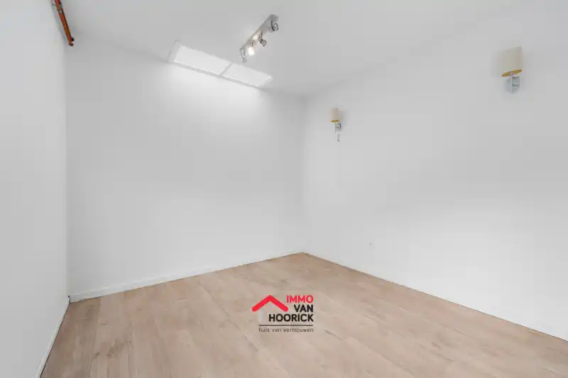 Karaktervolle woning HOB - 5 slpkmrs - centrum Sinaai foto 8