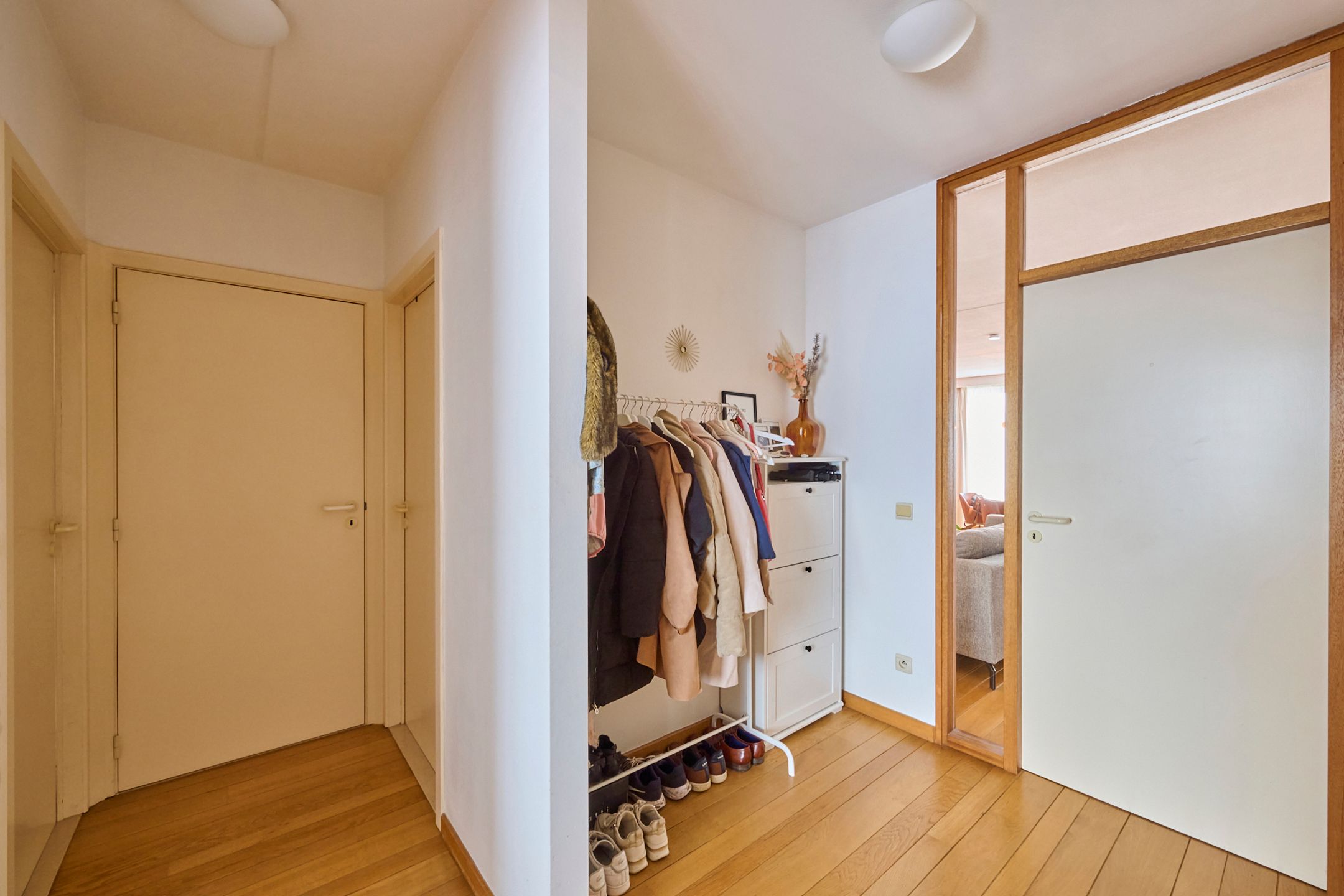 Instapklaar appartement (95m²) met 2 slpks in het centrum foto 9