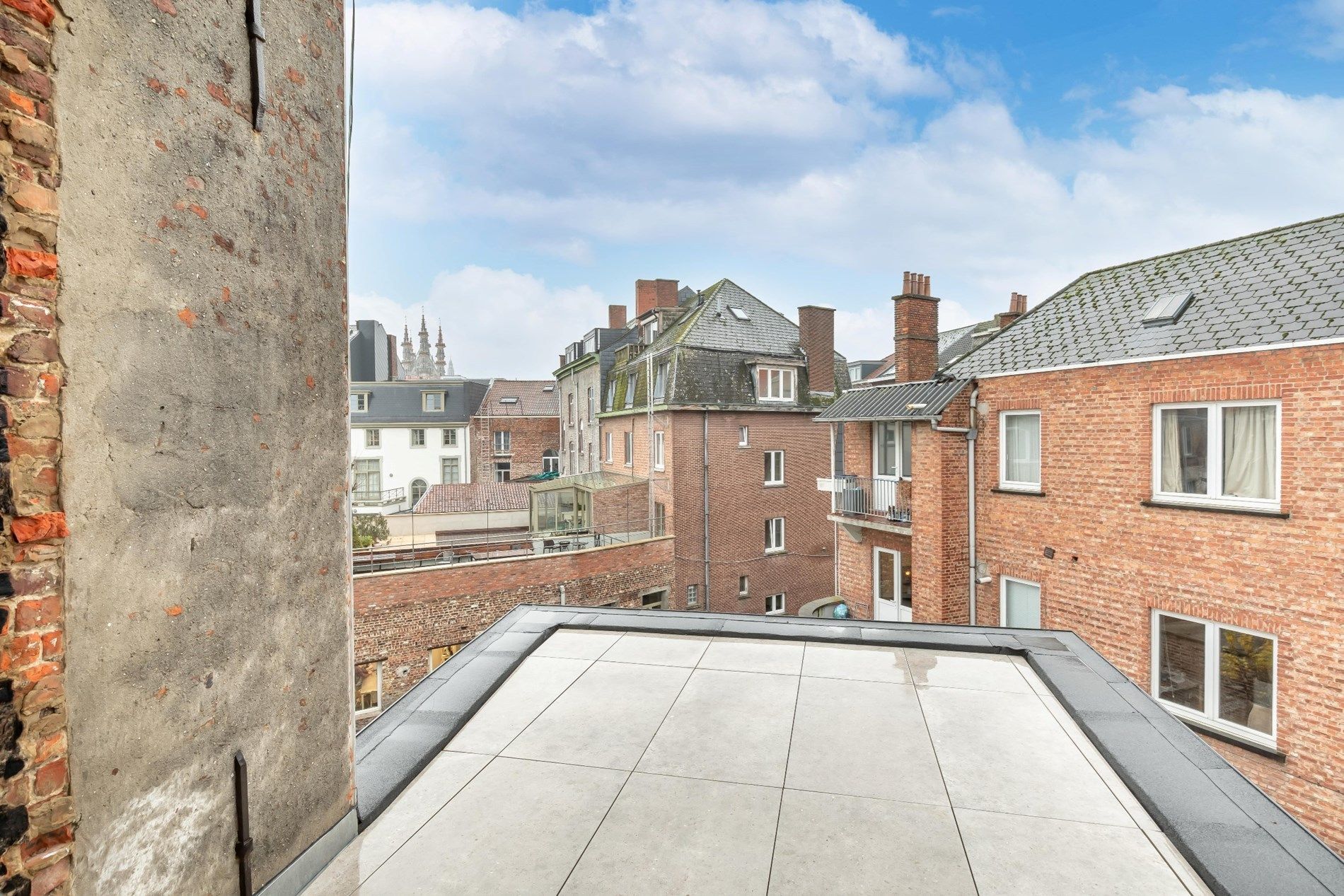 Prachtige woning op heerlijke centrumlocatie! foto 10