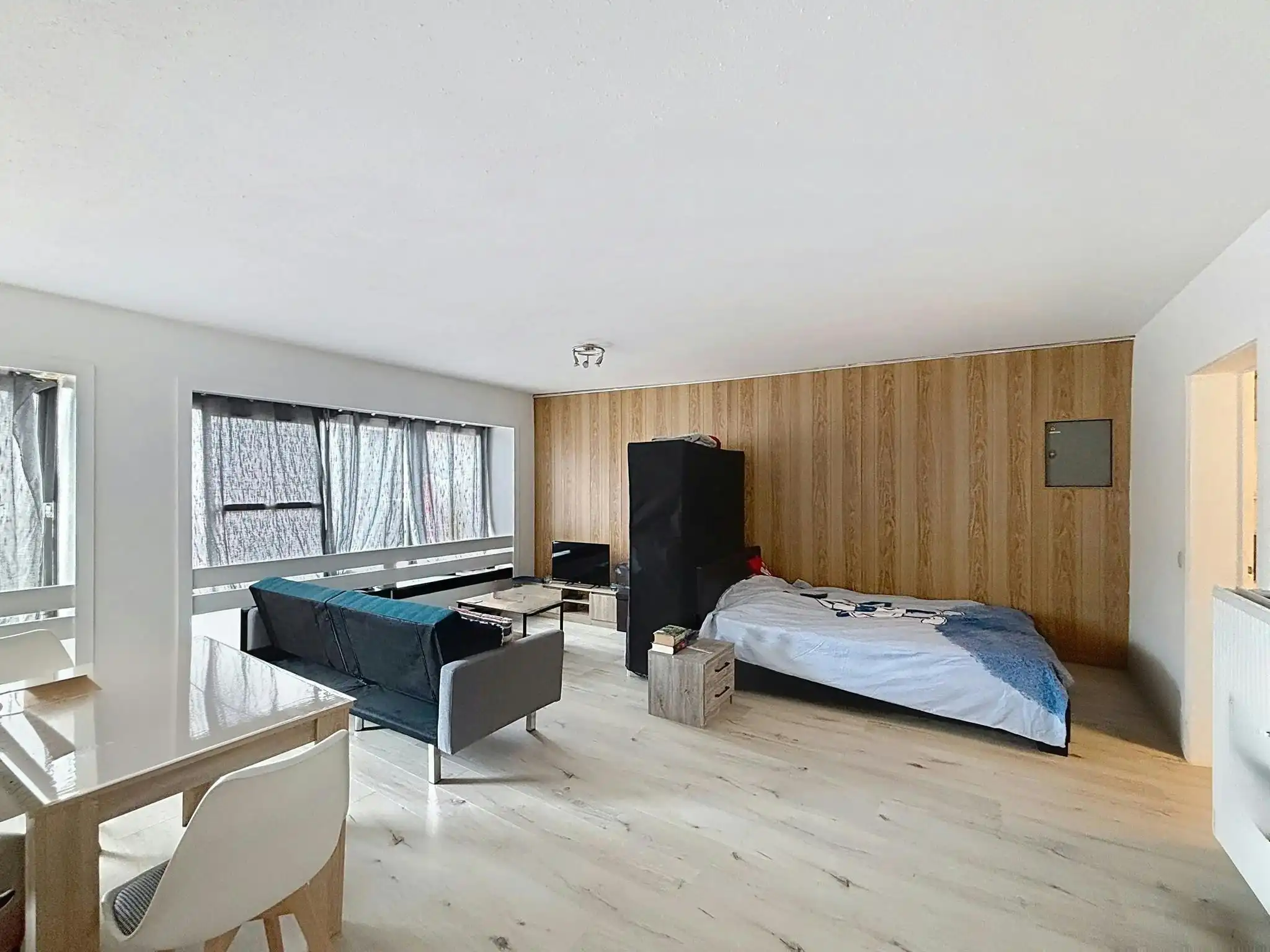 Centraal gelegen studio te koop in Kortrijk!  foto 2