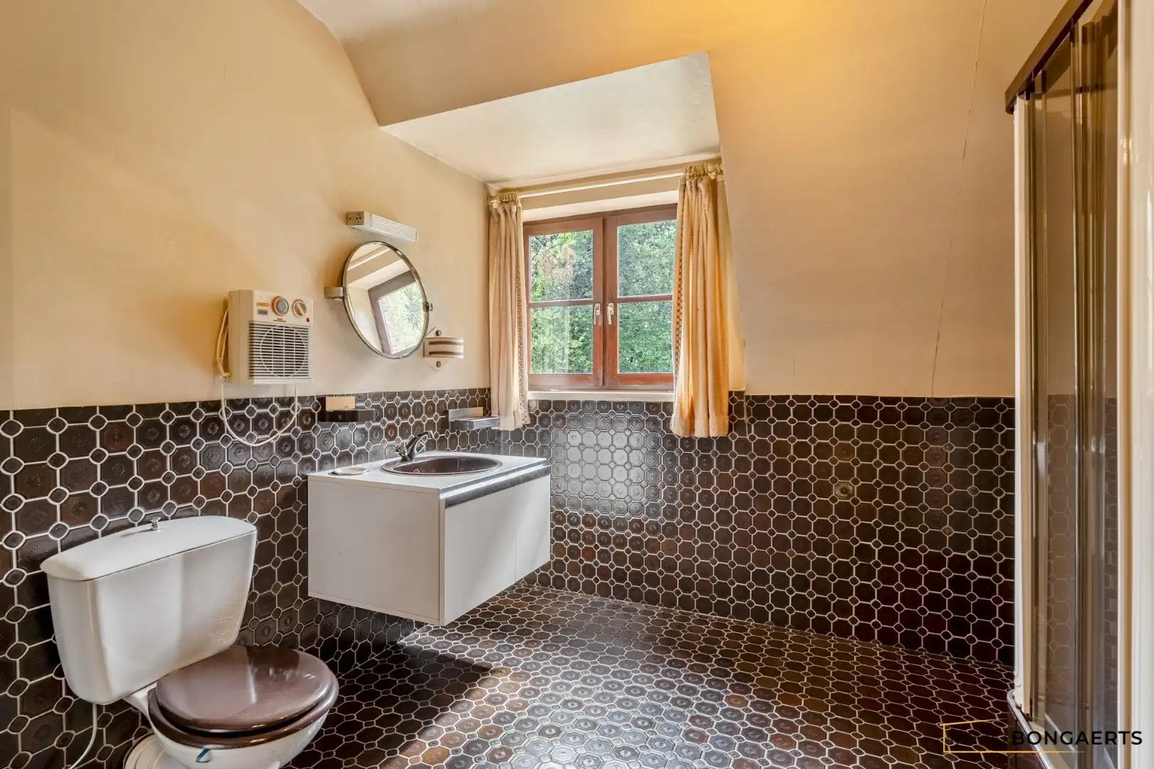 Prachtige villa met praktijkruimte en royale tuin in Houthalen-Oost foto 30