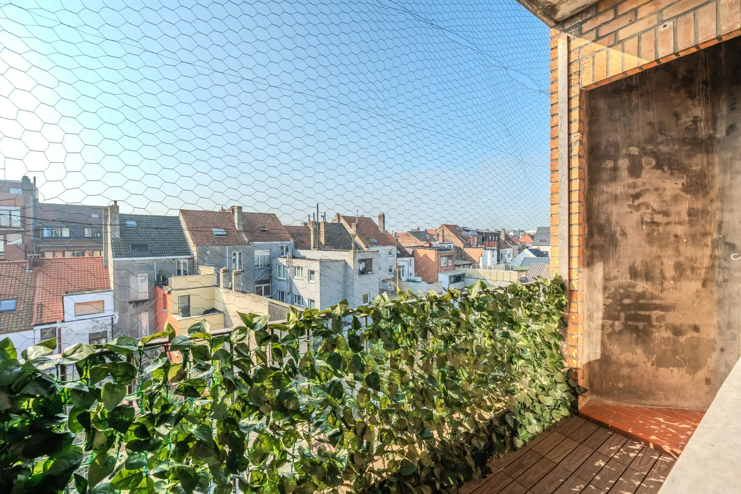 Instapklaar 2-slaapkamer appartement te koop te Oostende foto 3