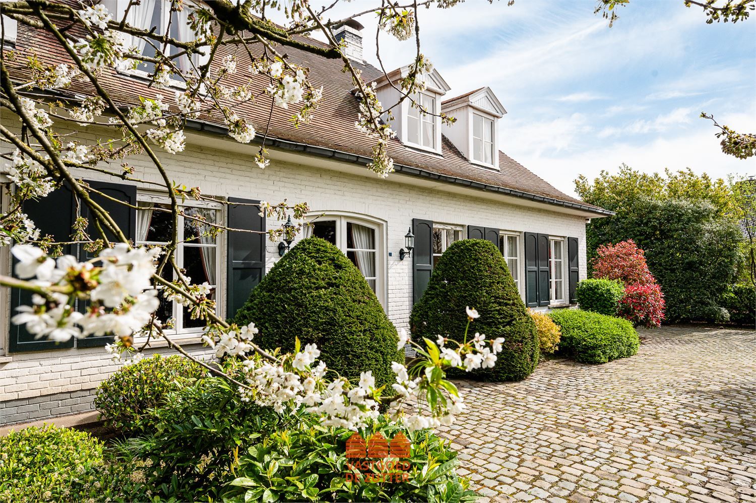 Prachtige stijlvolle villa met panoramisch uitzicht foto 26