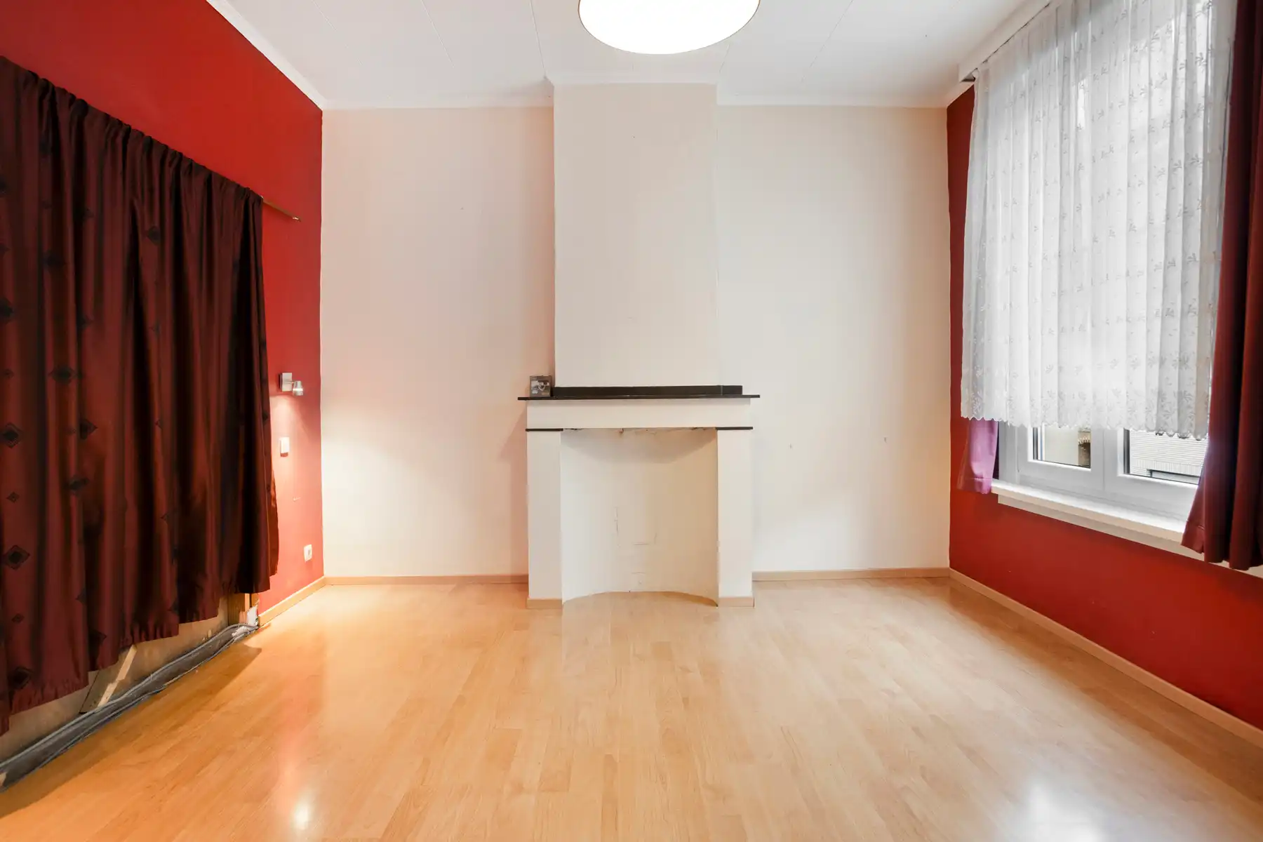 Woning met 6 slaapkamers. foto 12