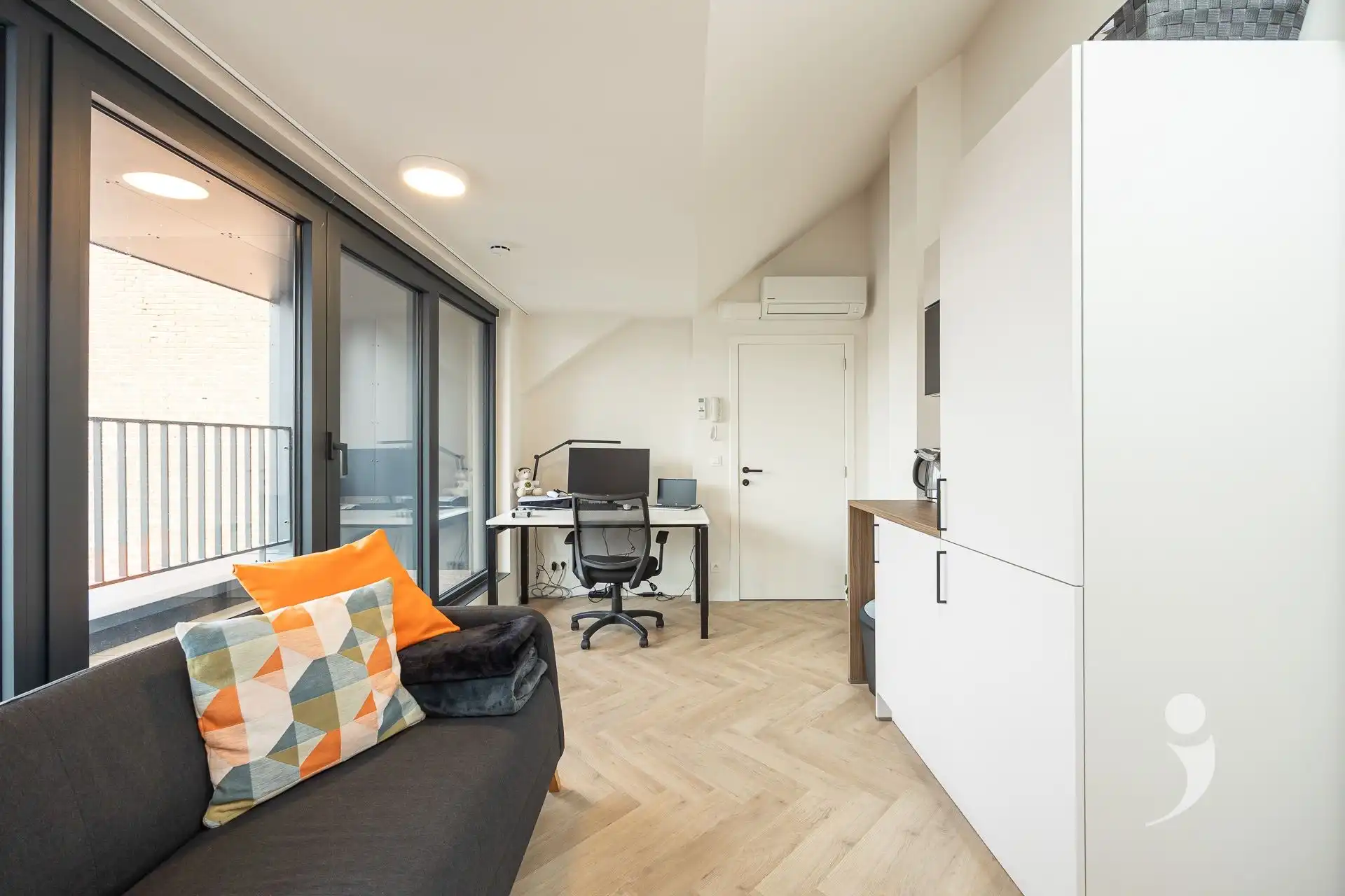 High-end studentenkamer met terras in centrum Leuven foto 4