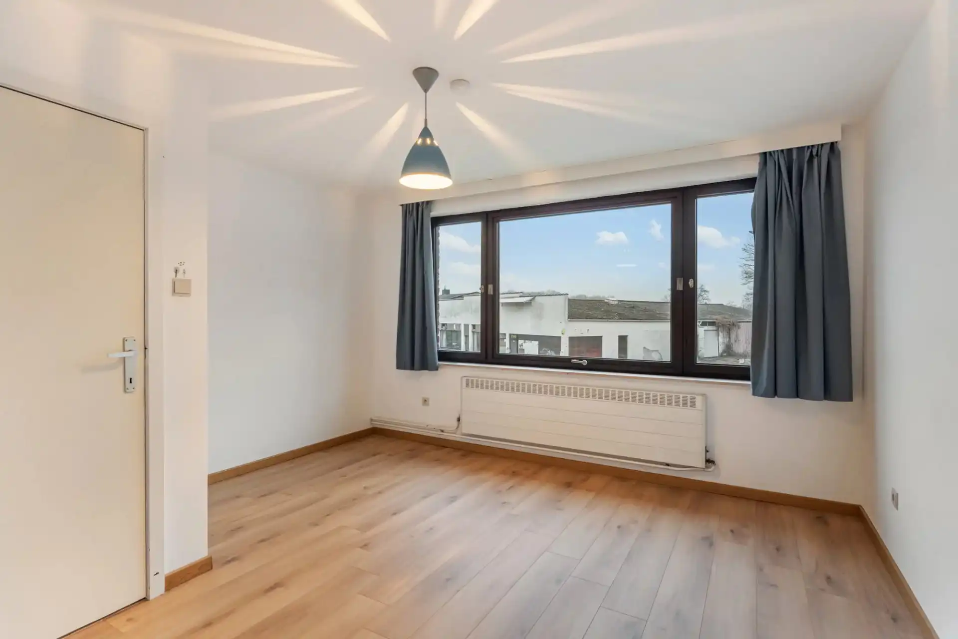 Instapklare woning met veel licht en uitbreidingsmogelijkheden te Heusden-Zolder foto 12