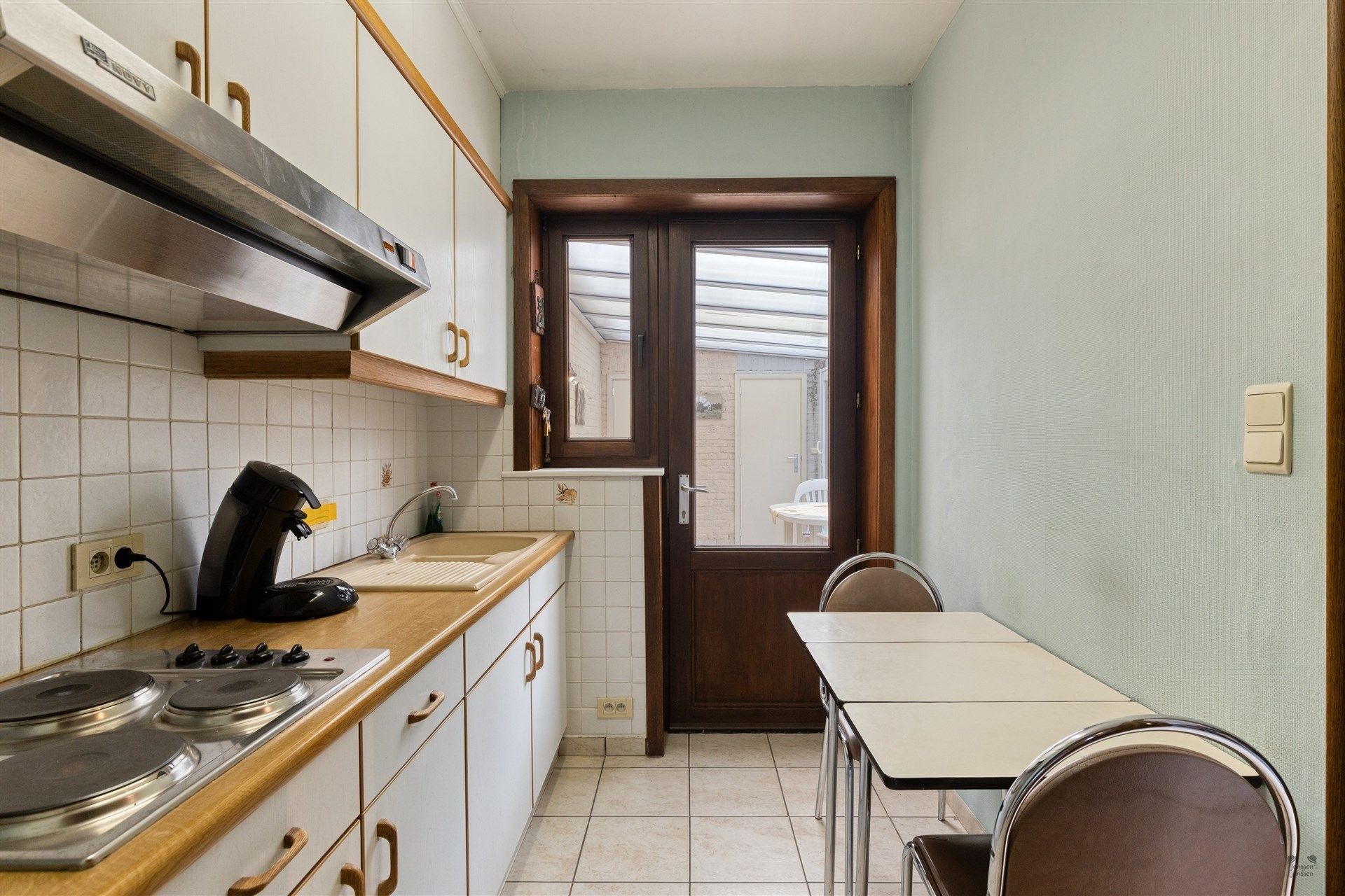 Op te frissen woning met 3 slaapkamers foto 9