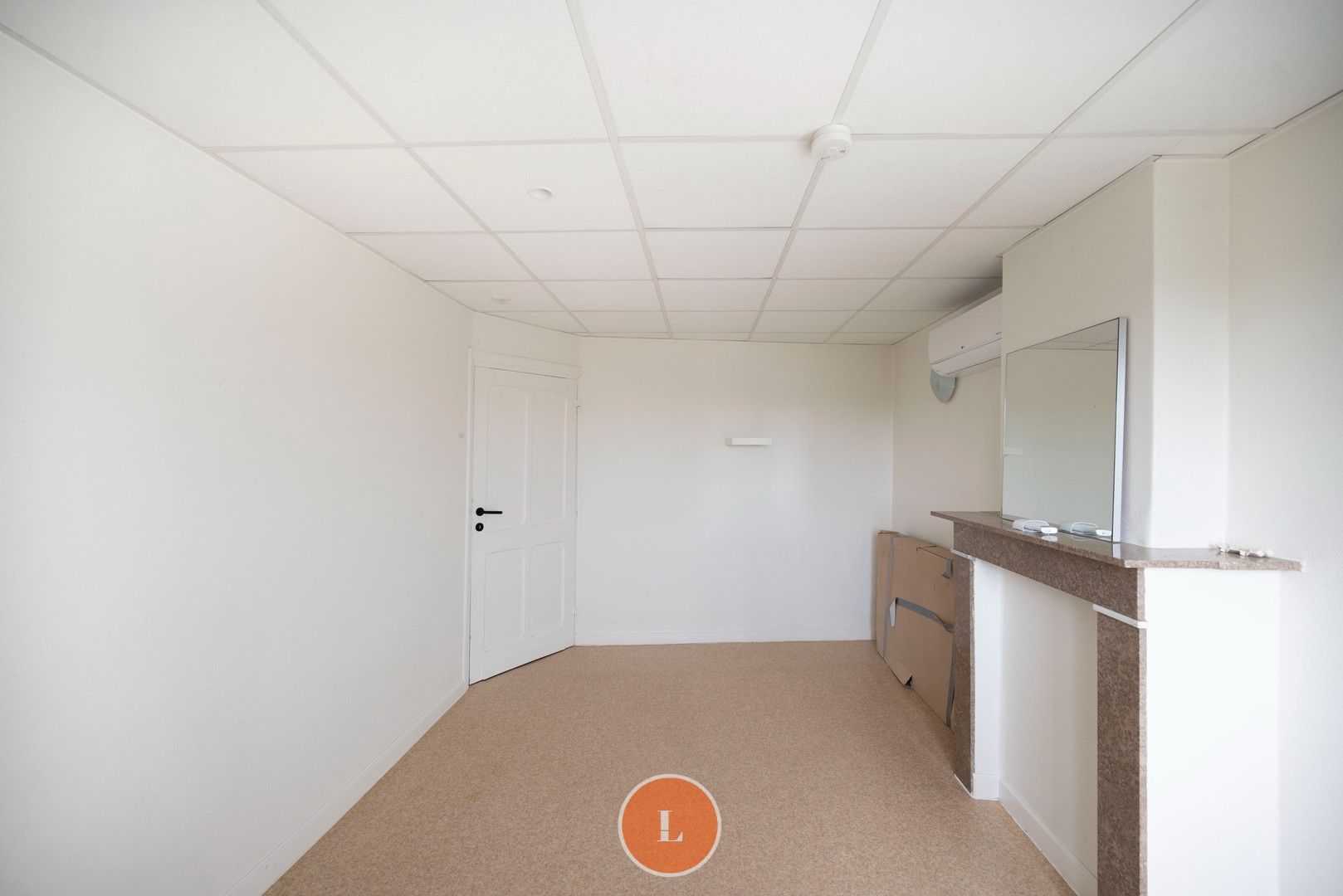 Te koop ruime halfopen woning met 4 slaapkamers en uitweg te Sint-Eloois-Winkel. foto 16