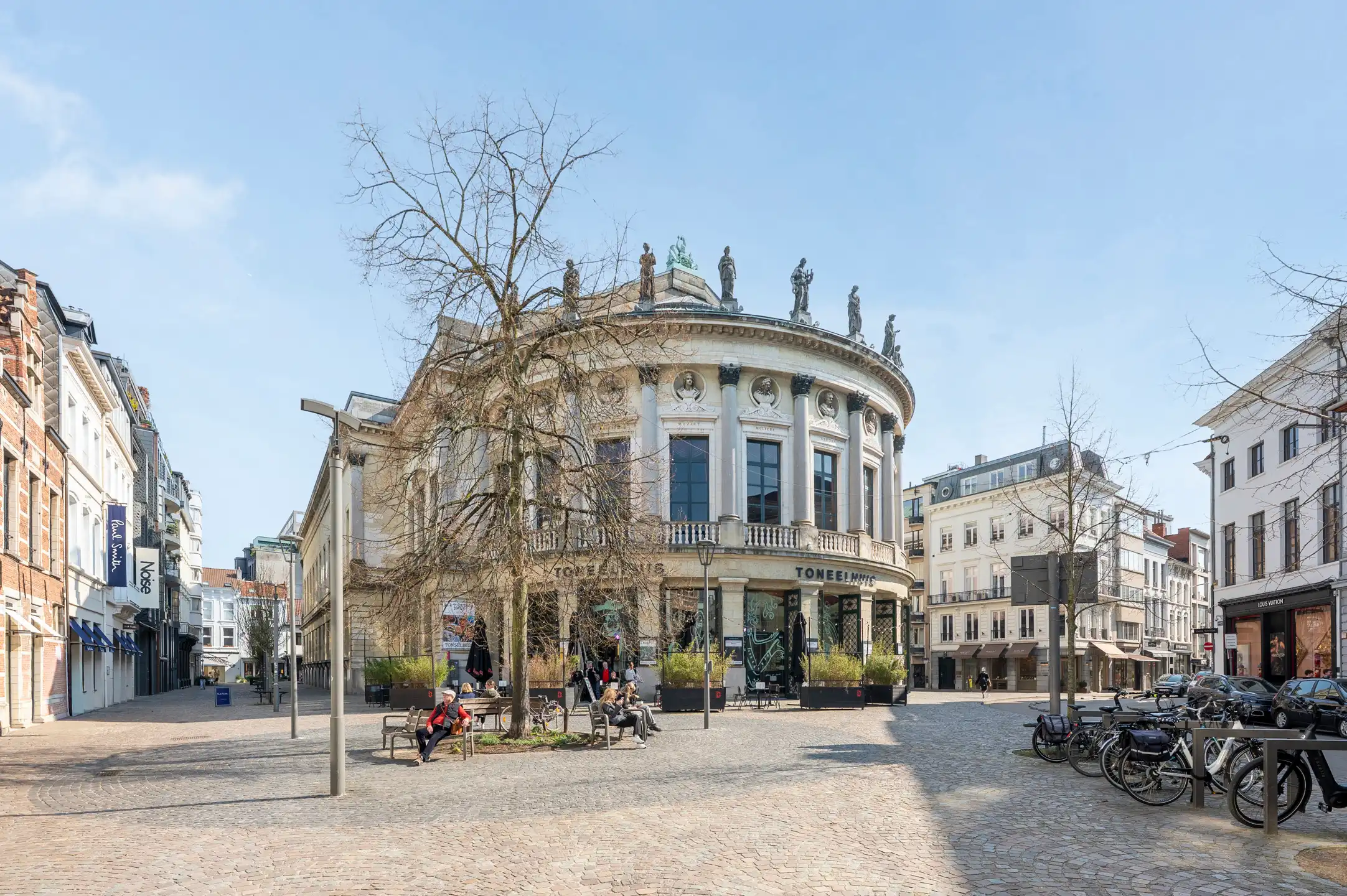 ANTWERPEN THEATER — Opbrengsteigendom op absolute toplocatie foto 15