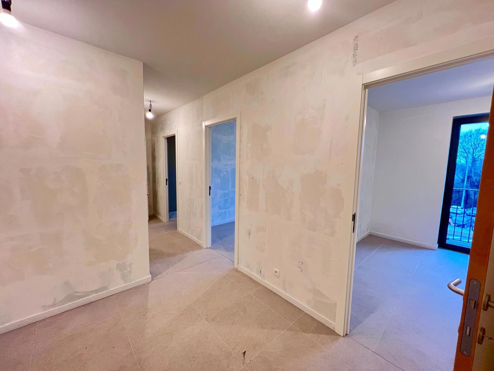 Licht, ruimte en comfort: nieuwbouwappartement met uniek zicht foto 13