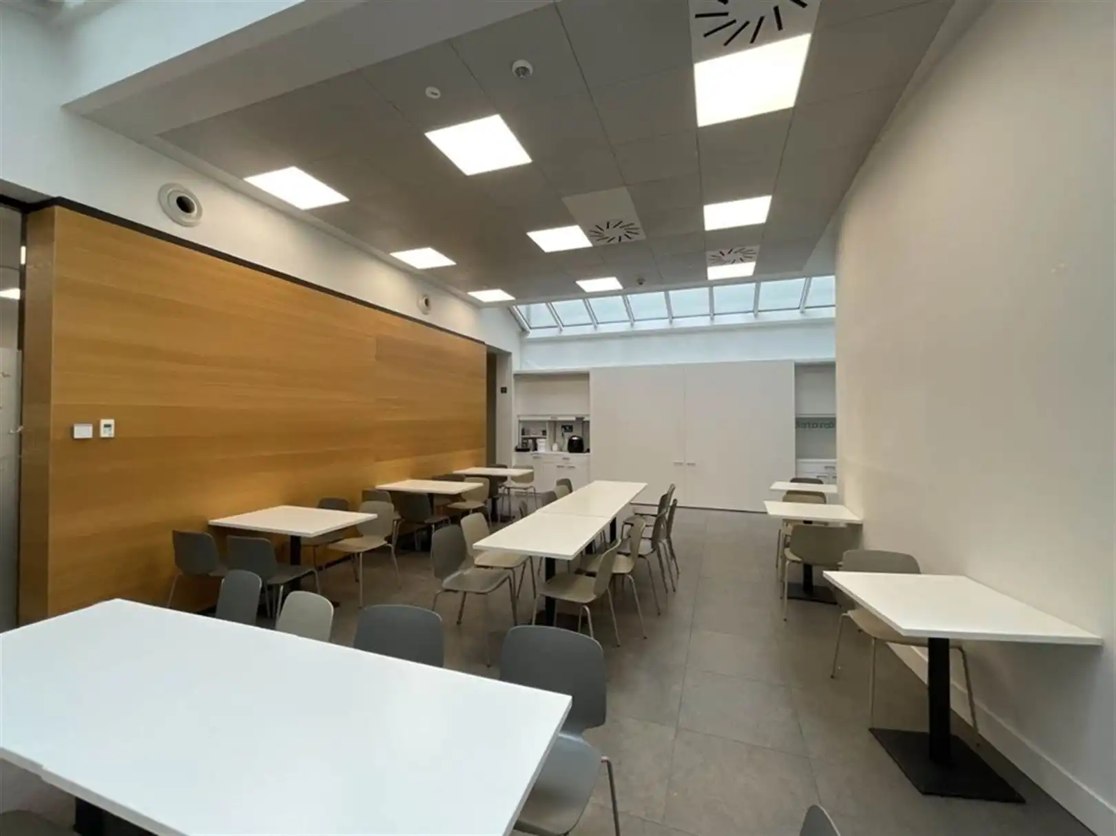 Kantoorgebouw foto 11