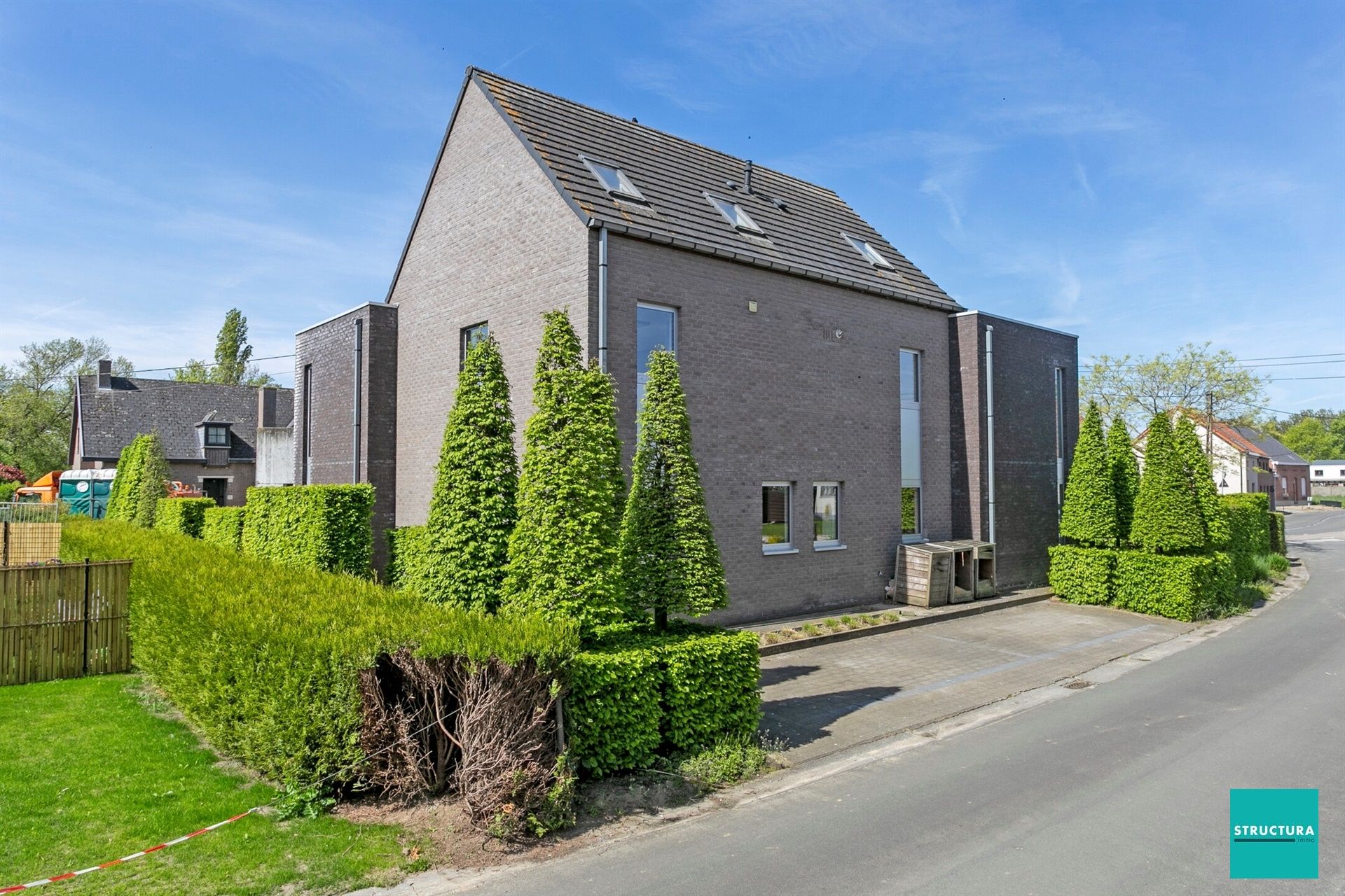 Woning met handelsgelijkvloers foto 3